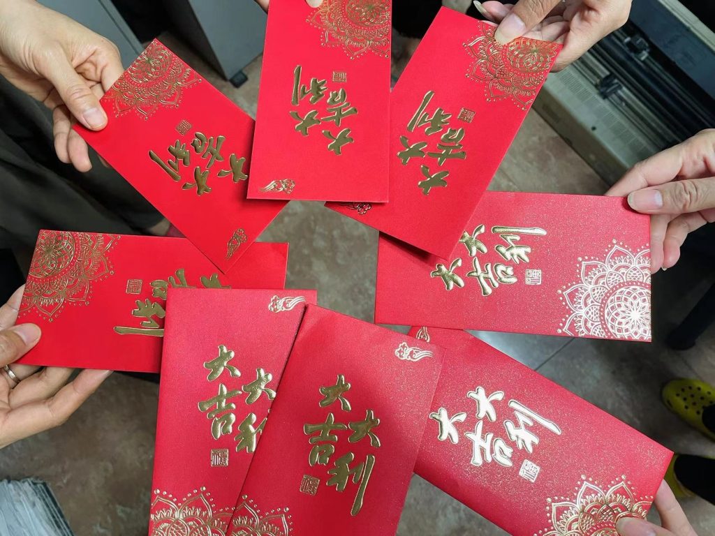 團(tuán)圓迎中秋，巧手做月餅